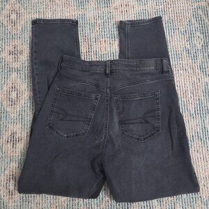 American Eagle Mom Stretch Jeans, size 4